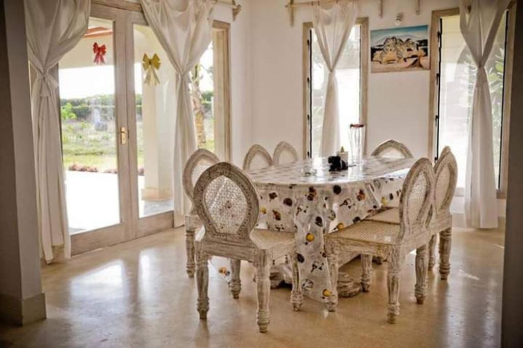 White Villa - Paparemo Beach Watamu Extérieur photo