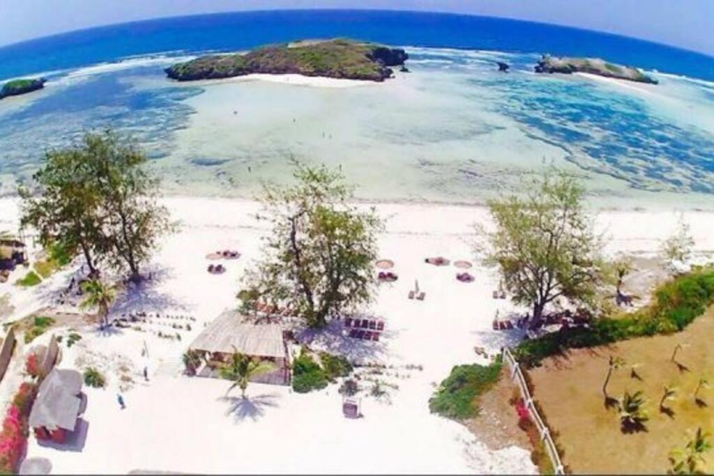 White Villa - Paparemo Beach Watamu Extérieur photo
